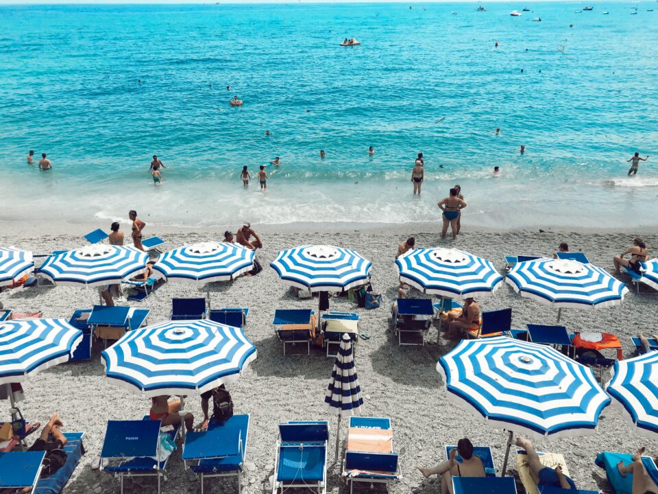 Un tuffo nel blu: Le migliori spiagge di Catania